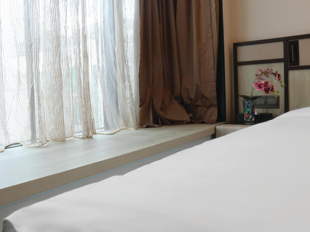 Aqueen Prestige Hotel Lavender Singapura Exterior foto